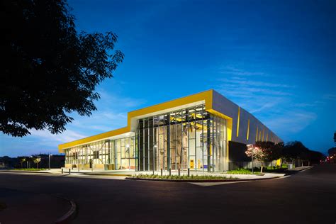 John P. Sepikas at Los Angeles Valley College